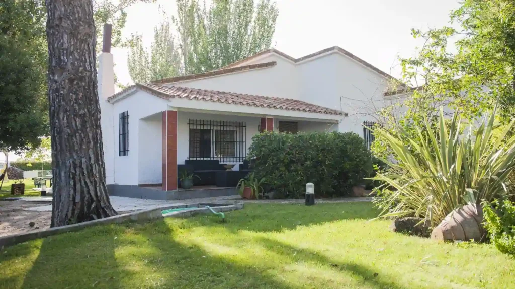 Casa rural cerca de mí que acepta mascotas en Madrid